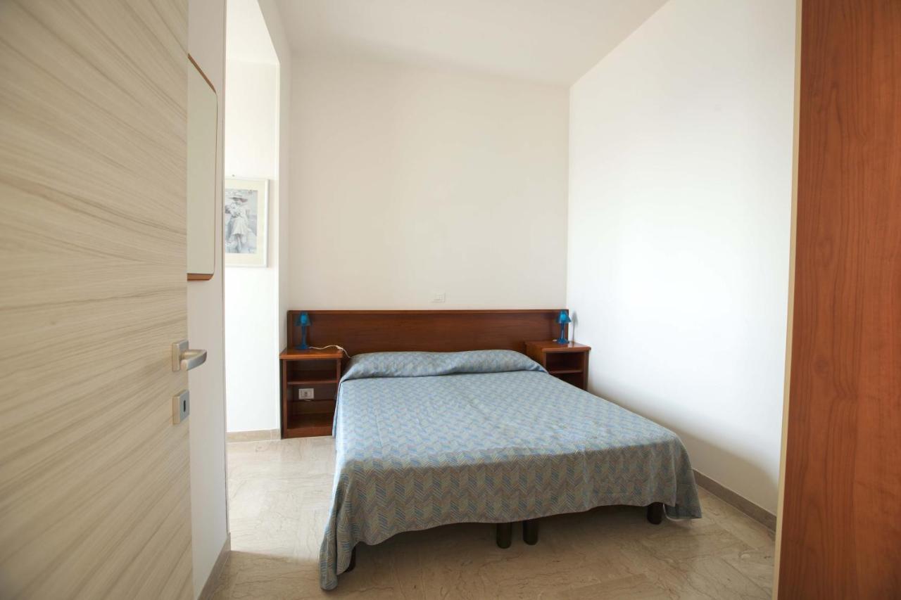 Appartamenti Sul Mare Alassio Bagian luar foto